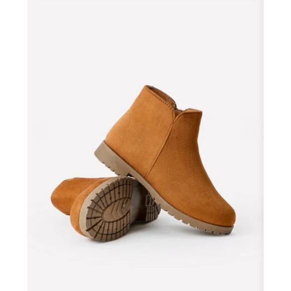 FabKids Brown Faux Suede Side Zip Ankle Booties - Size 3 - Picture 1 of 5